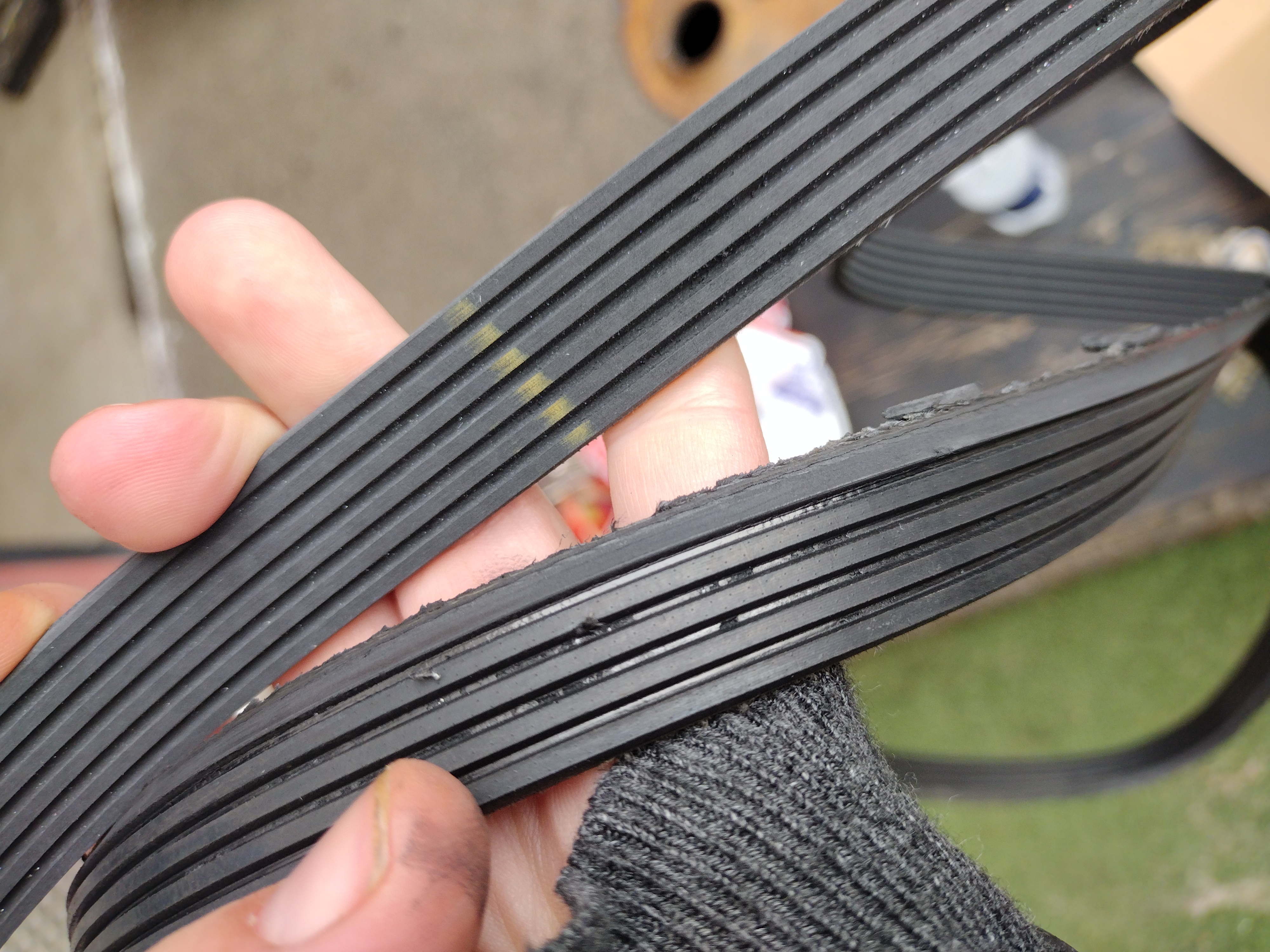 Vanha ja uusi moniurahihna | Korjaamo Uki